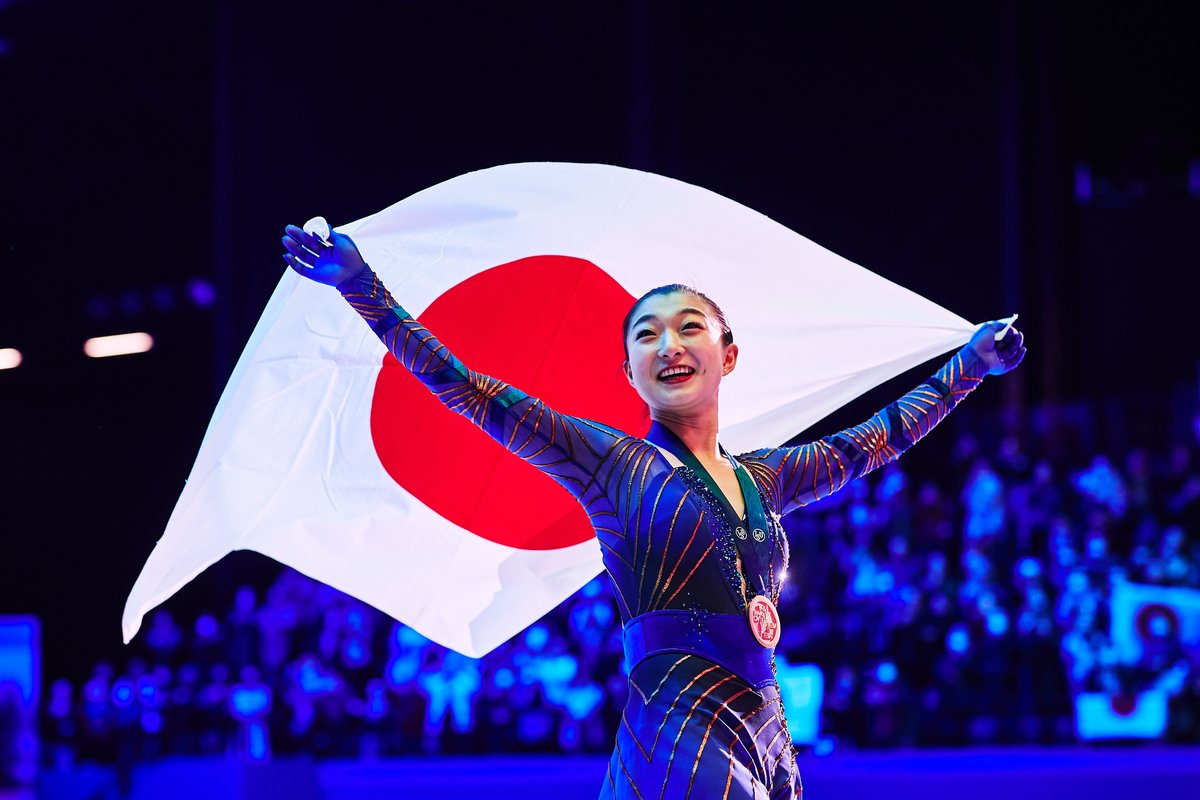 “Ik kon het niet geloven dat ik de beste van de wereld was geworden. Het komt bij mij niet aanwaaien en heb er altijd hard voor moeten werken. Dat het er op zo’n moment allemaal uitkwam, was geweldig en een enorme opluchting.”
>>schaatsen.nl/nieuws/2023/fe…