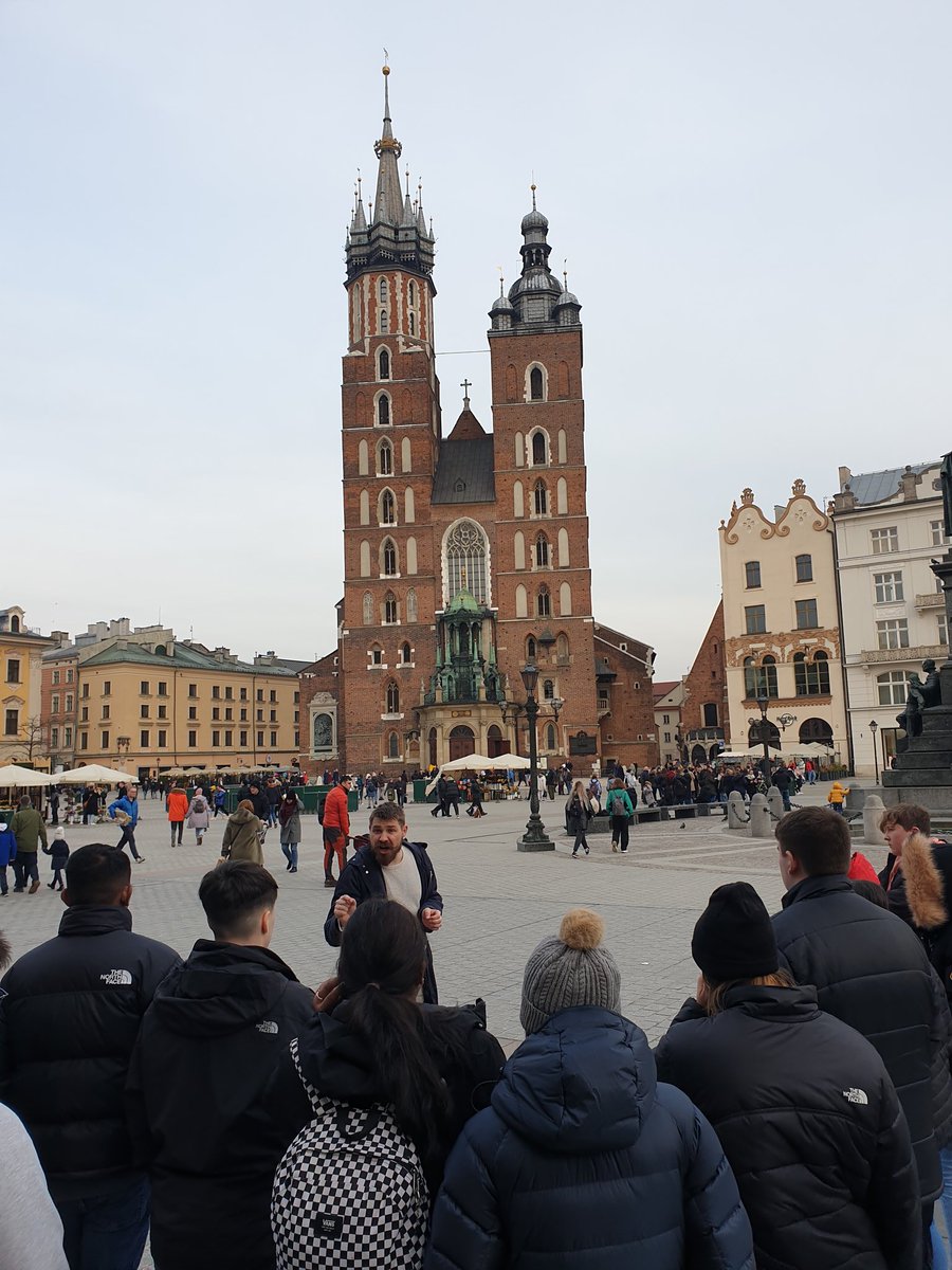 372 (Barry) Squadron tweet media