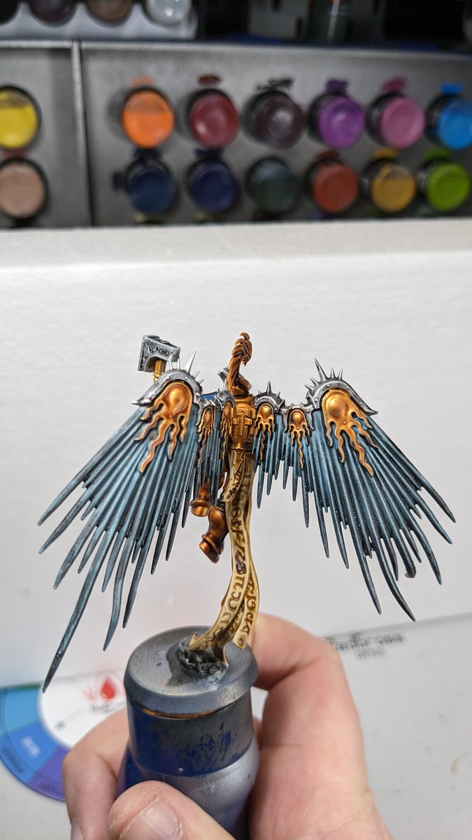 MrGhopeless's tweet image. progress on the stormcast prosecutor for my diorama build
#warhammer #PaintingWarhammer #stormcast #stormcasteternal #warhammercommunity #ageofsigmar