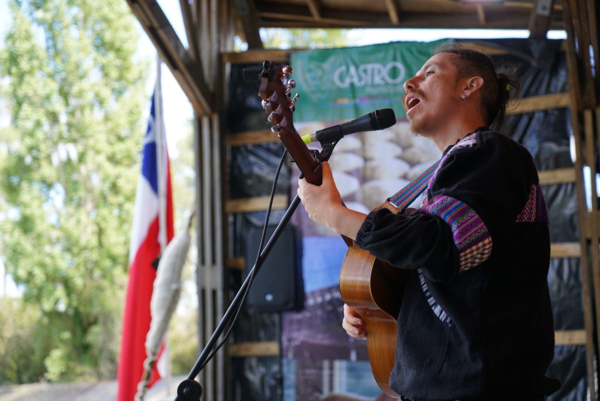 rrppcastro's tweet photo. [GALERÍA IMÁGENES SEGUNDO DÍA FERIA DE LA BIODIVERSIDAD 2023]

Compartimos un resumen con las mejores imágenes del segundo día de la 20° versión de la Feria de la Biodiversidad 2023, organizada por #CastroMunicipio. https://t.co/nAnxBsiOPb