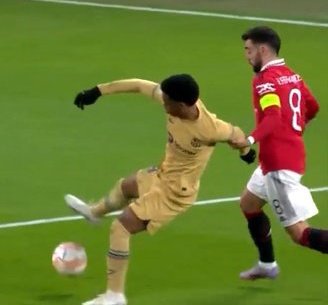 Pulse Sports Nigeria on Twitter: "Should this have been a penalty for