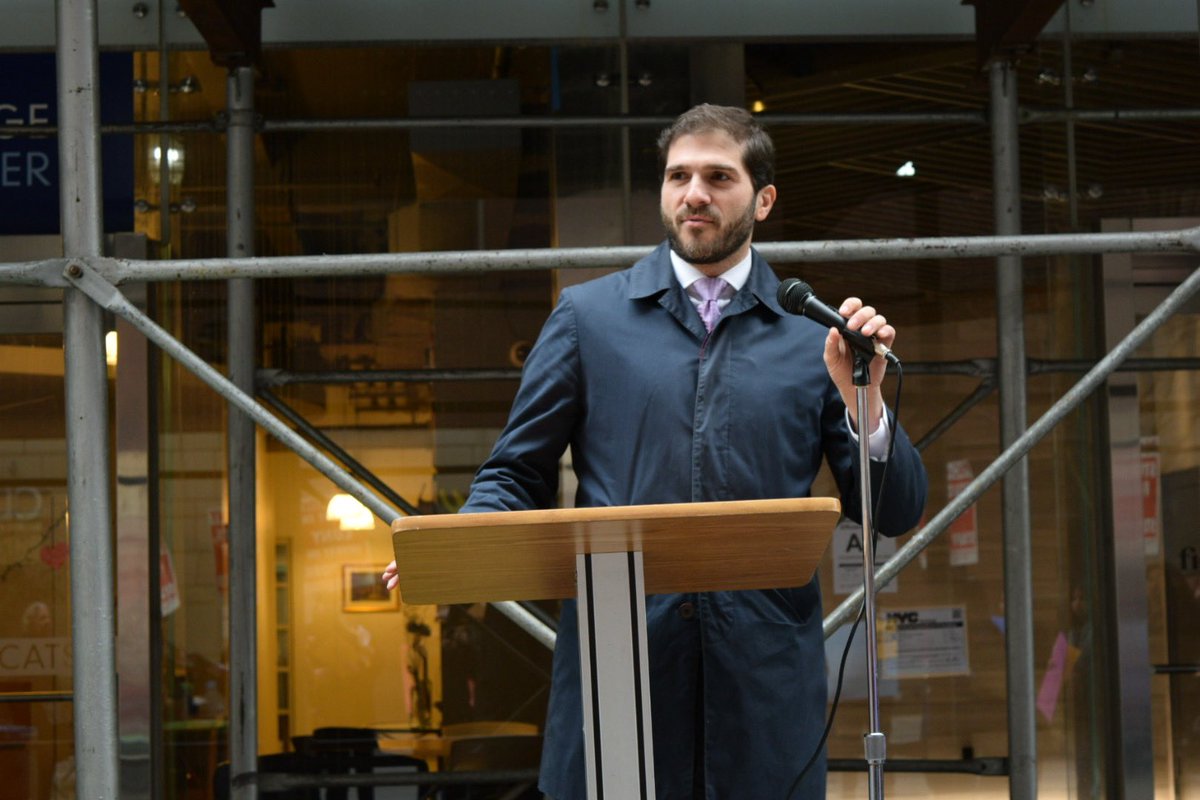 Assemblymember Steven Raga (@ragaforqueens) on Twitter photo When you invest in <a href="/CUNY/">The City University of New York</a> students, you invest in the future of New York City.
I was proud to join and stand in solidarity with the students of <a href="/usgbaruch/">USG Baruch</a>, <a href="/PSC_CUNY/">PSC-CUNY</a>, <a href="/CUNYRising/">CUNY Rising Alliance</a>, and my Senate colleagues <a href="/Sen_Gounardes/">State Senator Andrew Gounardes</a>, and <a href="/SenGonzalezNY/">NY State Senator Kristen Gonzalez</a> in demands for a #NewDeal4CUNY.
1/2 When you invest in <a href="/CUNY/">The City University of New York</a> students, you invest in the future of New York City.
I was proud to join and stand in solidarity with the students of <a href="/usgbaruch/">USG Baruch</a>, <a href="/PSC_CUNY/">PSC-CUNY</a>, <a href="/CUNYRising/">CUNY Rising Alliance</a>, and my Senate colleagues <a href="/Sen_Gounardes/">State Senator Andrew Gounardes</a>, and <a href="/SenGonzalezNY/">NY State Senator Kristen Gonzalez</a> in demands for a #NewDeal4CUNY.
1/2