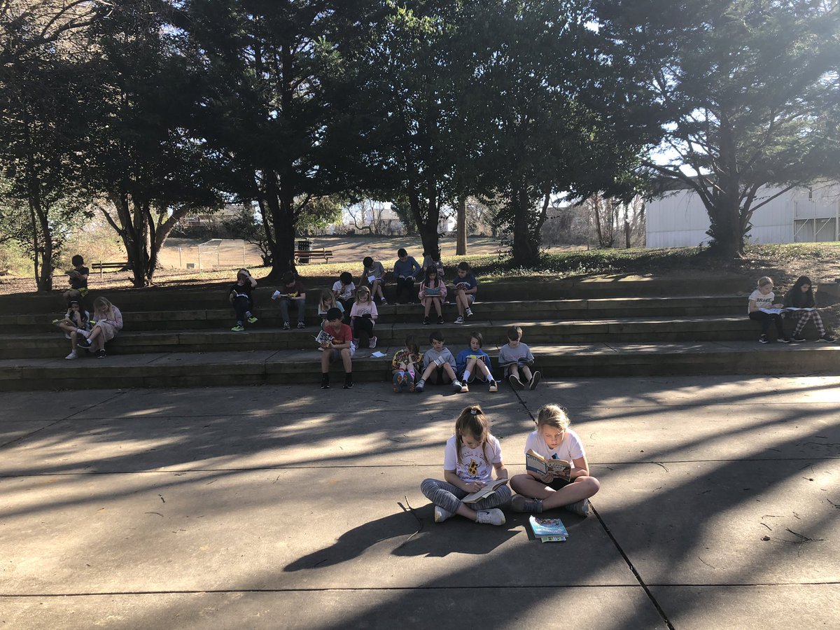 Ms. Campbell tweet media