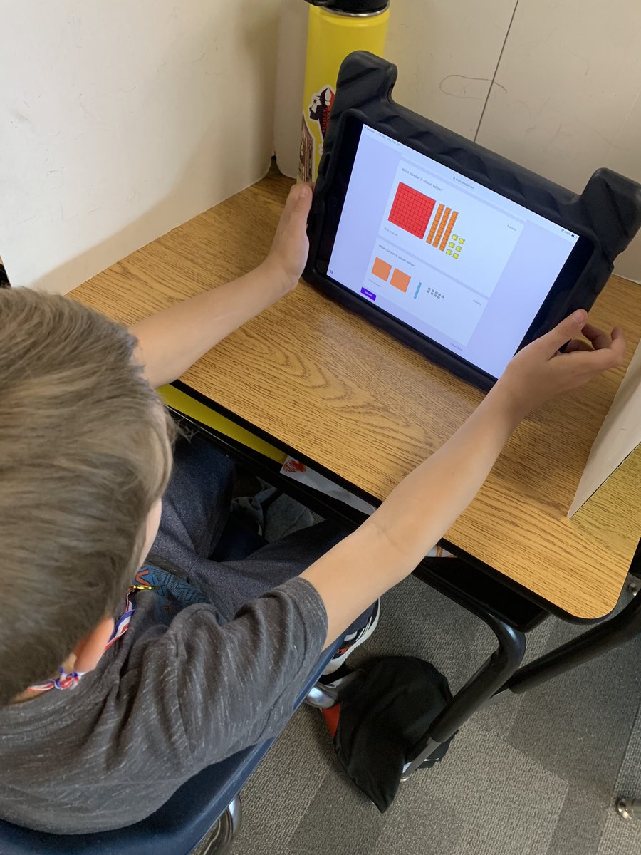 applesolutely_'s tweet photo. I created a #GoogleForm for place value that gave students #ImmediateFeedback. They enjoyed trying something new and seeing their results right away! @VaughnElemFISD #VaughnSpringTraining https://t.co/4JIvEB4DLV