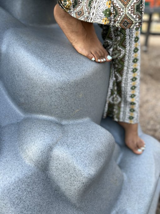 I fell off this today trynna take pics for y&rsquo;all 😂 https://t.co/JxryDz13Jv<a href="/tag/freethefro"class="tags"><span>#freethefro</span></a>