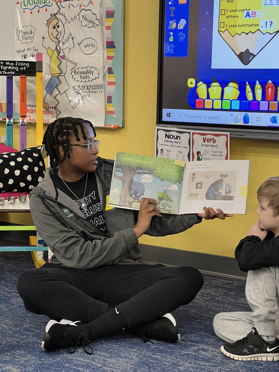 cowpenselem's tweet photo. Upstate Women’s basketball team came to read our first grade Cougars today! https://t.co/0ZKaexF7ew