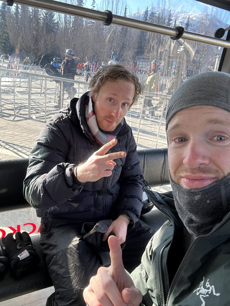 sheltoks's tweet image. One more run!