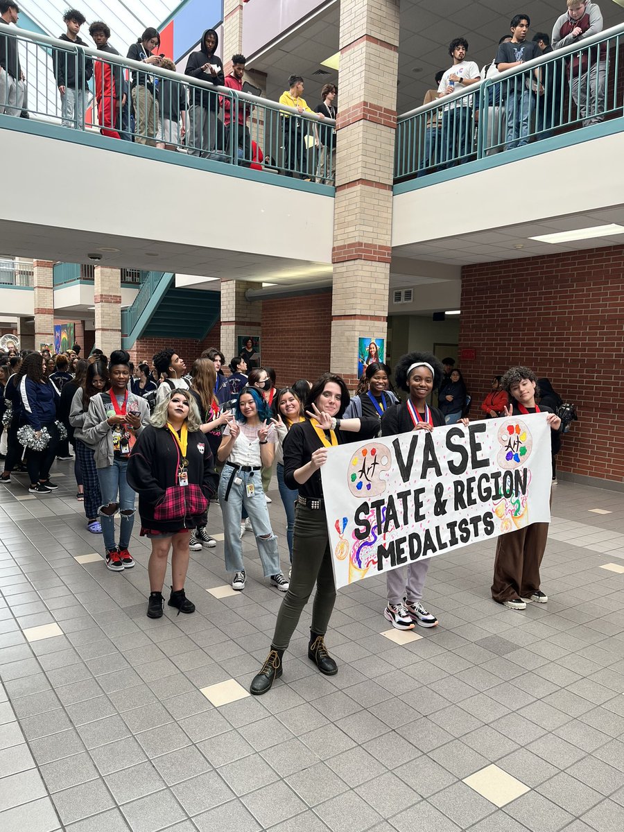 Getting ready for our Panther Hallway celebration for scholars who earned state and regional awards!! <a href="/ARTeducator7/">Wauna Johnson</a>