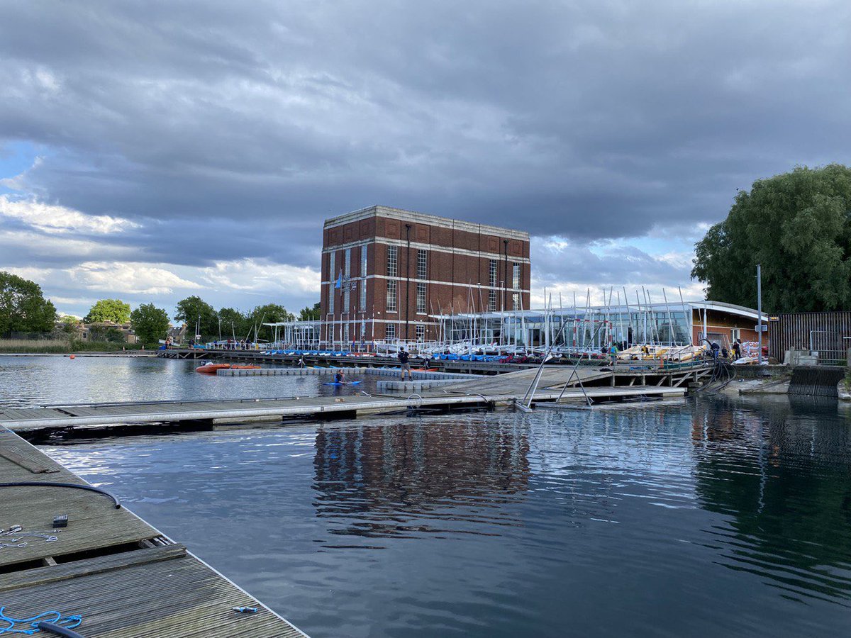 ThermalEarth's tweet photo. Final commissioning of this cascade of @MasterThermUK #gshp which is heating this facility in London. Peak capacity 146kW and all the energy being provided from the reservoir!! All source energy being absorbed via Energy Blades suspended under the boardwalk… 💻✨ https://t.co/bcyjm2XGtb
