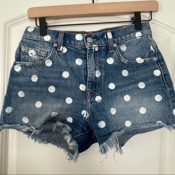 Blingin2DaBank's tweet photo. So good I had to share! Check out all the items I'm loving on @Poshmarkapp from @alisa_goins @RobledoChrissy @West_W_Wardrobe #poshmark #fashion #style #shopmycloset #7forallmankind #katespade #nanettelepore: https://t.co/yI68fIlqId https://t.co/EfdeA7QzCs