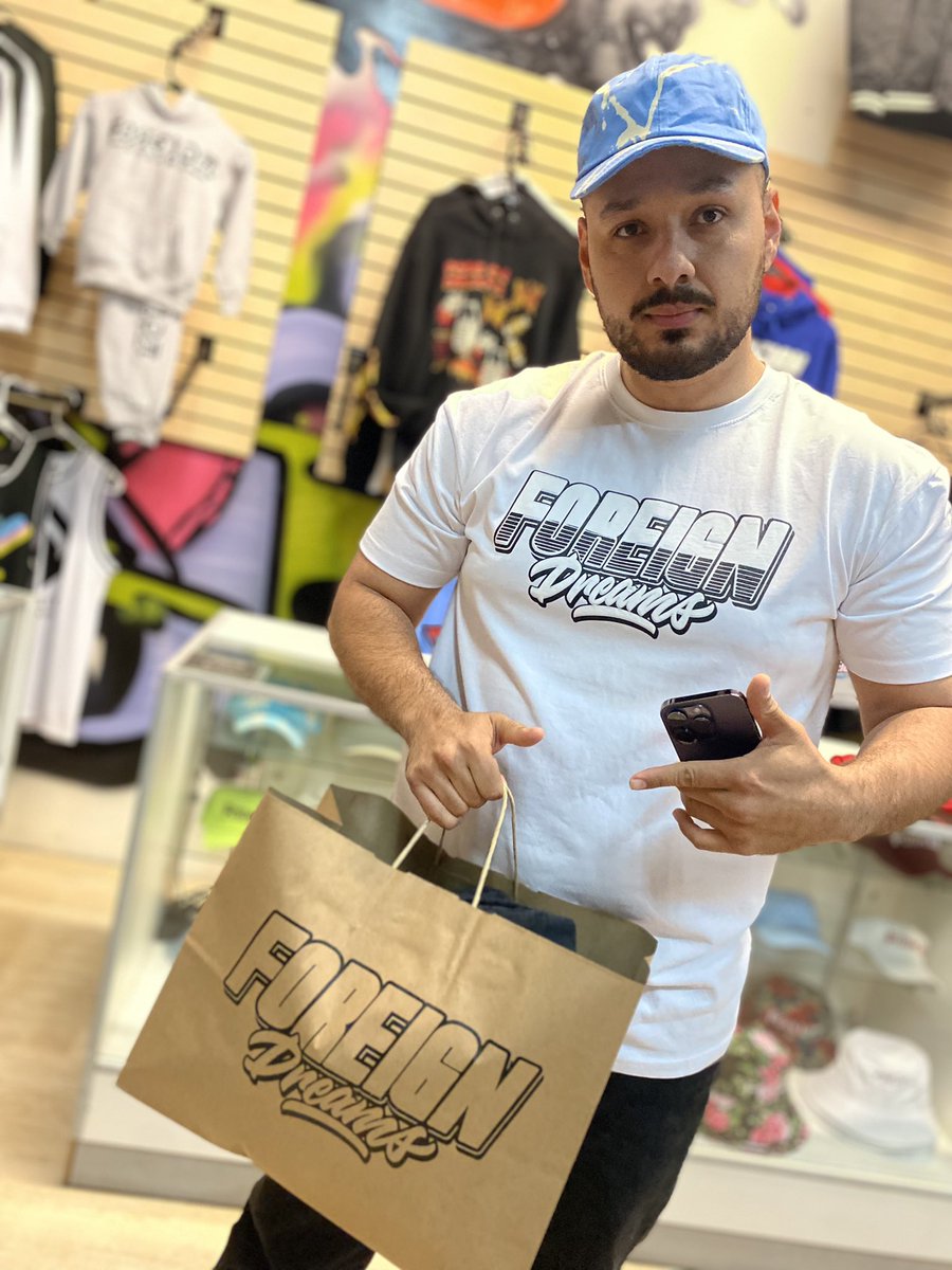 ForeignDreamsCo's tweet photo. Our store is open till 8pm ! Stop by and come check out some dope apparel 🔥

7515 jurupa ave riverside ca https://t.co/7xumXSDt0P