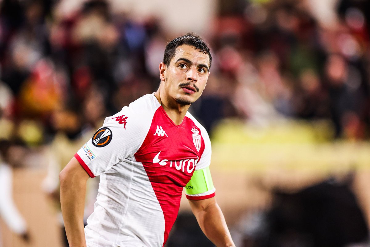 Quotidien_Sport's tweet photo. 😢 Monaco éliminée de l’Europa League face aux Bayern Leverkusen !
Bayern 3️⃣-2️⃣ Monaco
#ASMBO4 https://t.co/fKSUGuardB