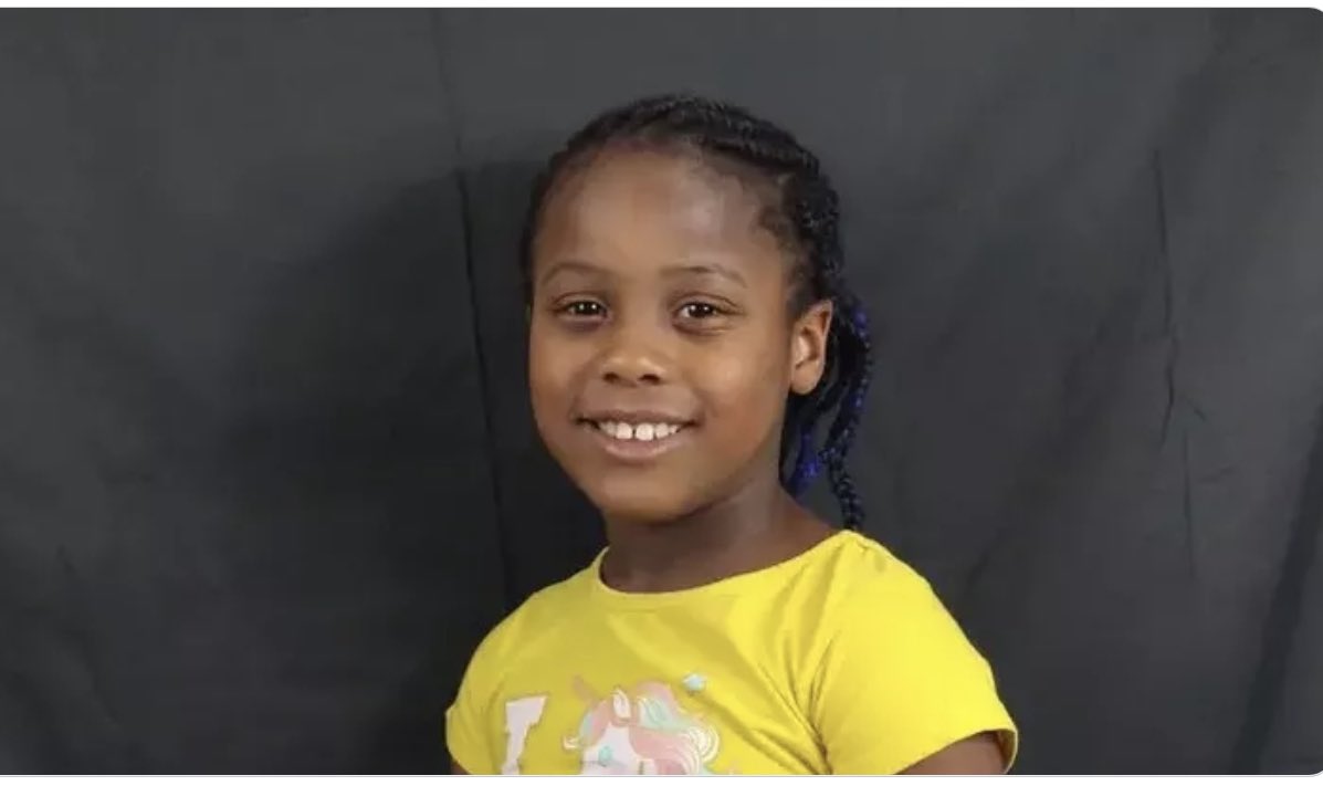CWatkins_TV's tweet photo. This is 9-year-old T'Yonna Major. She was one of three victims killed yesterday in Pine Hills. According to a #GoFundMe, she was a light, a great student, a gymnast. Teachers called her the next Gabby Douglas. 💔 @WESH 

https://t.co/0xD7PXvF2W https://t.co/5ad7F3lfaq