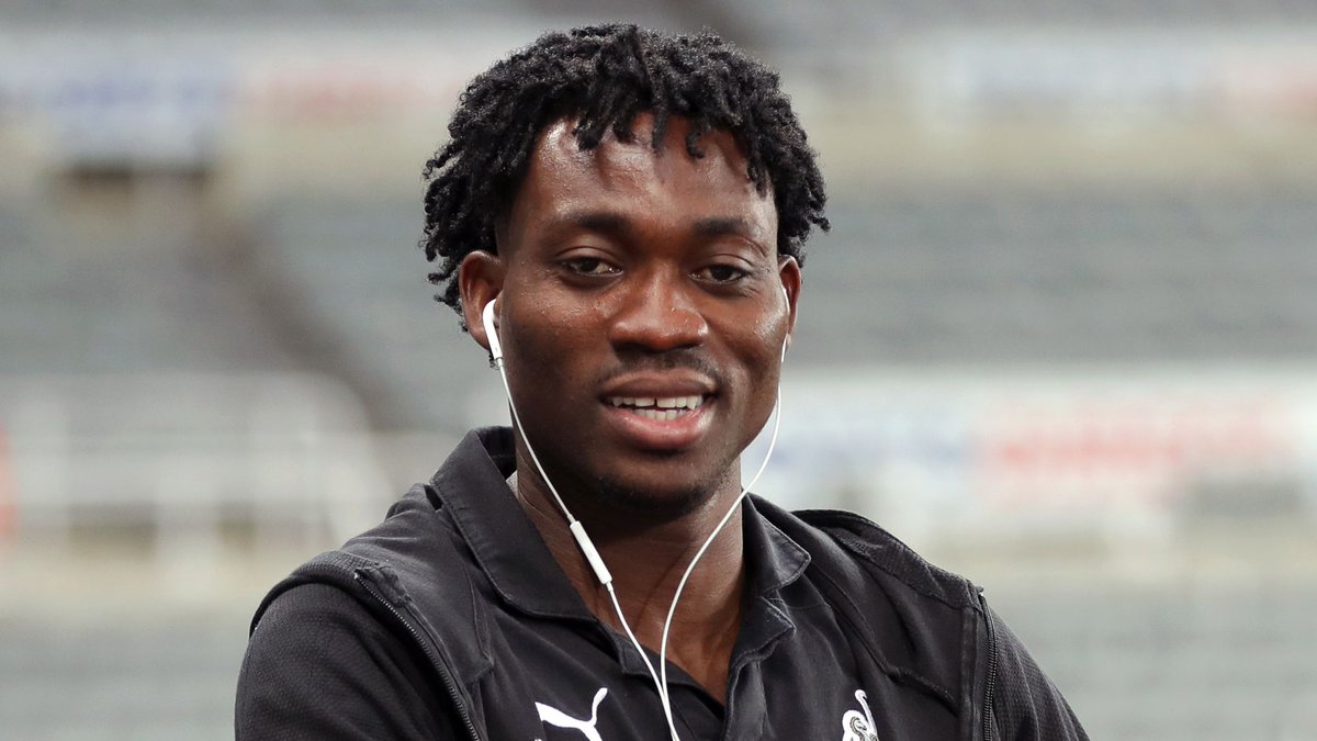 news_ghana's tweet photo. Former Black Stars players sign the book of condolence to mourn Christian Atsu https://t.co/T3Uao83qCV #Sports #BookofCondolence #ChristianAtsu #formerBlackStarsplayers https://t.co/J7EKzi3cVE