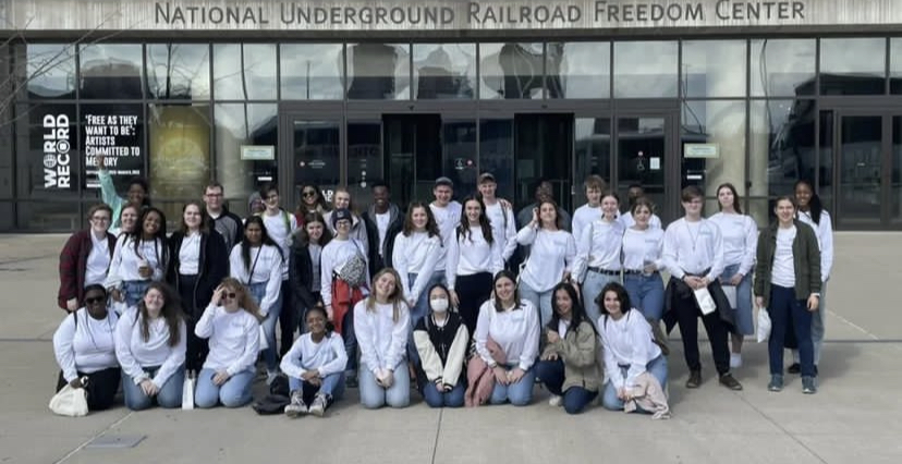 shccprogram's tweet photo. Had a terrific time at the National Underground Railroad Freedom Center!!
#MyNURFC #freedomcenter @FreedomCenter #shcc #youthchoir https://t.co/LevqsxWM8w