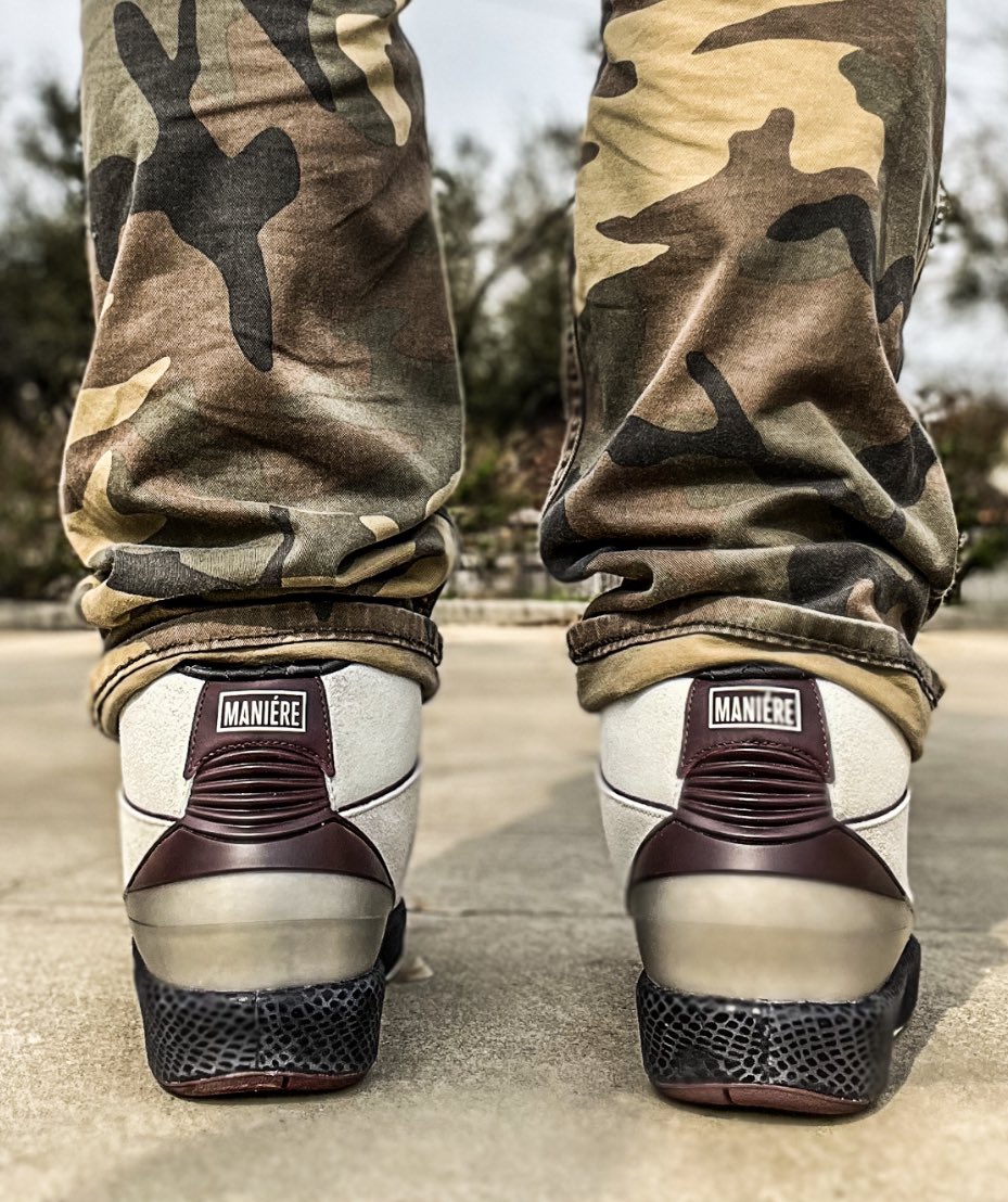 snkrfiend713's tweet photo. #2323DAY for @JerLisa_Nicole #BHMKOTD just got these Tuesday so today was the perfect chance to rock #snkrsliveheatingup #snkrs #kotd #snkrskickcheck #yoursneakersaredope #sneakerhistory #photooftheday https://t.co/xsCIM2q7k6