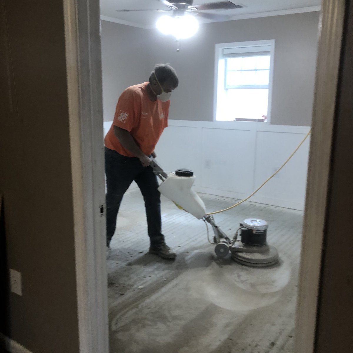 Team Depot working hard to help the local fire department renovate. We love giving back to our community. #DoingOurPart @hollytate122 @serenegar @BrianETHD @FredBrownHD @Ben_Heinze