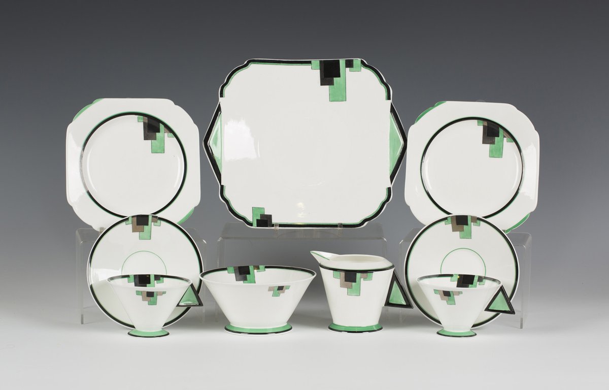 DuilleDesign's tweet photo. Ceramic ware, Shelley (manu). Eric Slater. c.1930. https://t.co/iCJLPqctDD