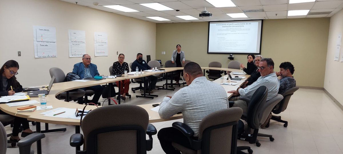 adamonzon's tweet photo. Gracias a Keyla Colón por dirigir la reunión del componente educativo del @climaticopr, Idamis Rodríguez, estudiante voluntaria, Nino Correa, Comisionado del @NMEADpr , Gisela Rosario, Melitza Crespo Medina, @interpuertorico , Dr. Carlos Padín, @UAGMoficial , Dr. Brad Weiner, @UPR_Oficial . ¡Agradecida de su colaboración con el Plan de Mitigación, Adaptación y Resiliencia para el #cambioclimático de #PuertoRico!