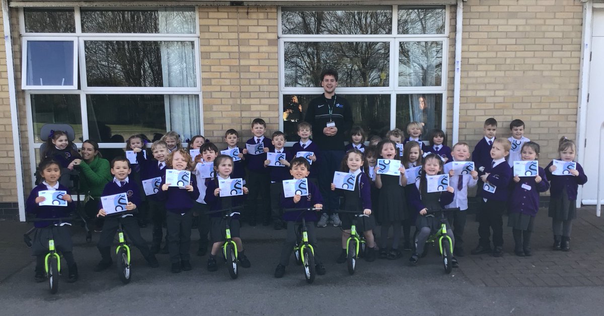 Emmaus_School's tweet photo. π²Congratulations to everyone in #emmausreception for successfully completing their first #balanceability courseπA big thanks to Joey from @liverpool_ssp for teaching us so many skills over the last 6 weeks, we are so well-balanced now! #emmausbalanceability #physicaldevelopment https://t.co/BCWfFi9JYD
