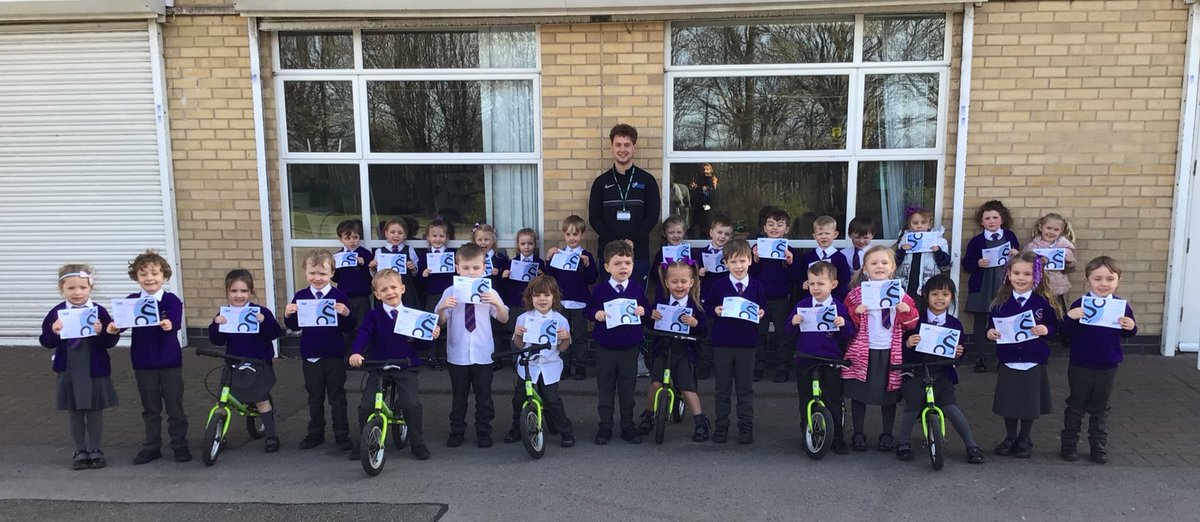 Emmaus_School's tweet photo. π²Congratulations to everyone in #emmausreception for successfully completing their first #balanceability courseπA big thanks to Joey from @liverpool_ssp for teaching us so many skills over the last 6 weeks, we are so well-balanced now! #emmausbalanceability #physicaldevelopment https://t.co/BCWfFi9JYD