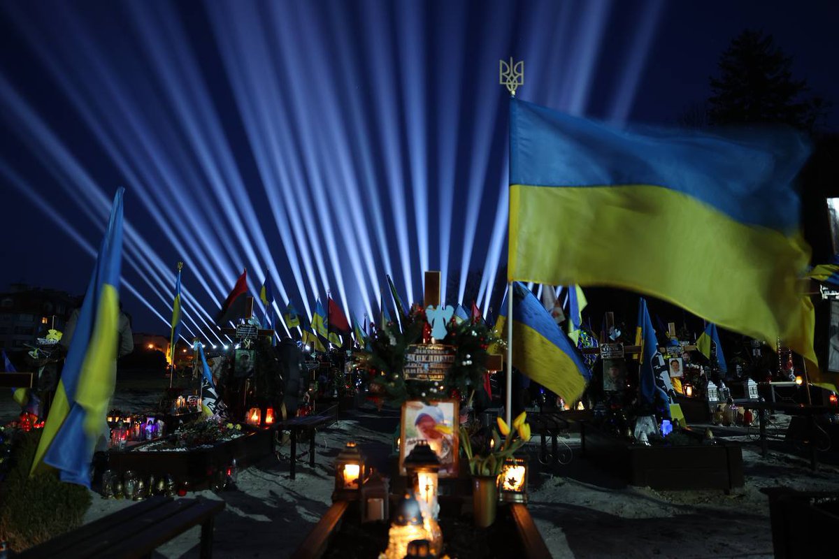 This "anniversary" is an anniversary of a tragedy. Ukraine is losing its best sons and daughters so that the free world can remain free of evil.

Let's remember that 😔😢

Glory to our Heroes 🇺🇦