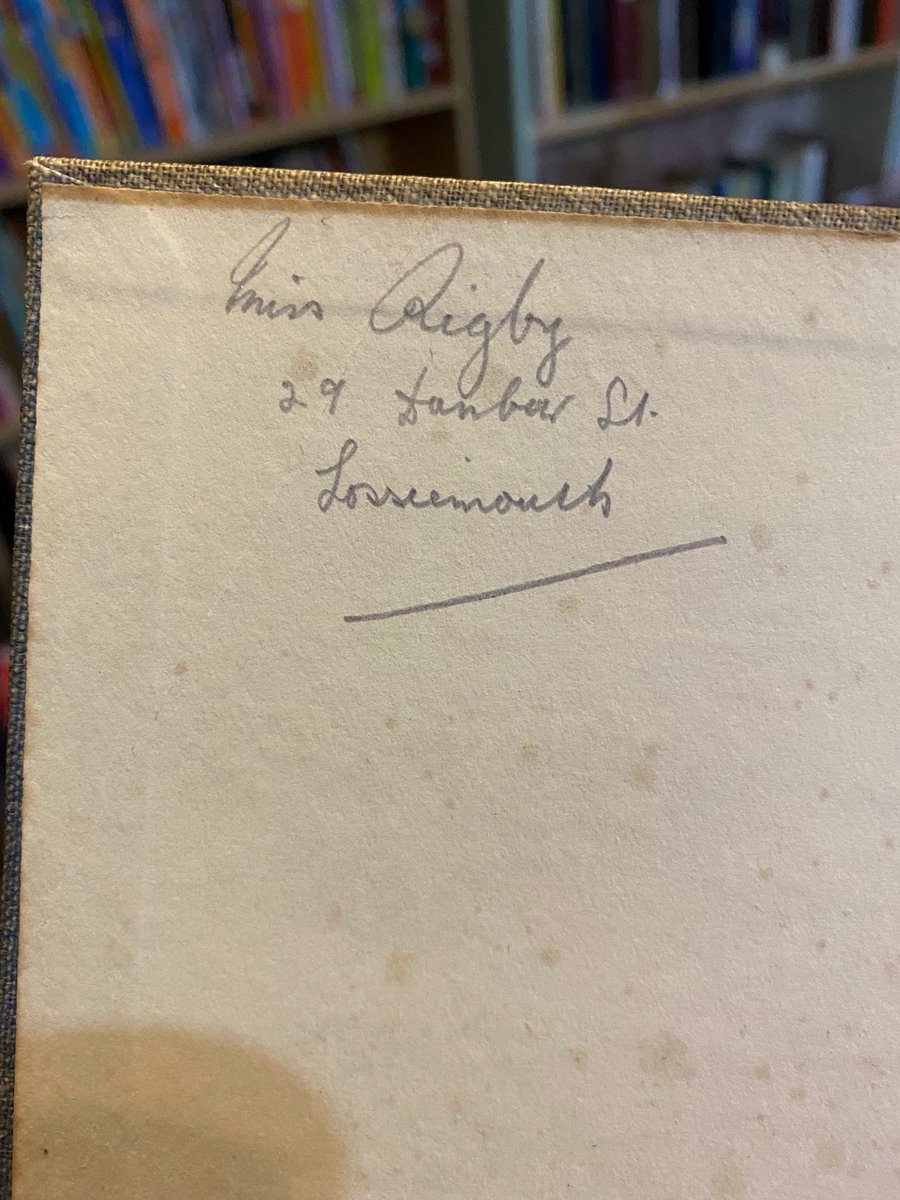 GuidReadsAlva's tweet photo. We found a street view image of where this amazing cookbook used to live in Lossiemouth! How brilliant would it be if we can get the current occupiers to make a recipe from the book? Here's hoping!
#booktwt #booktwitter #Lossiemouth @pressjournal #longlostbook #lostbook https://t.co/WB0CjlHQcX