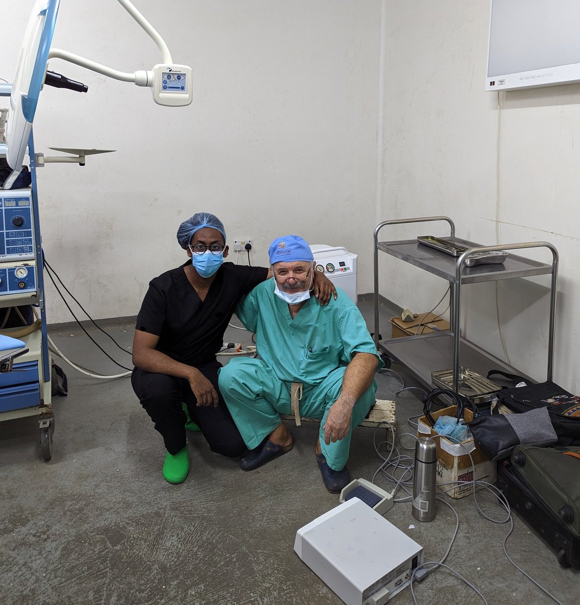 Great day in theatre with Dr. Goran and the team at Mazabuka District Hospital, seeing a really interesting mix of ortho and plastics cases 🌍.