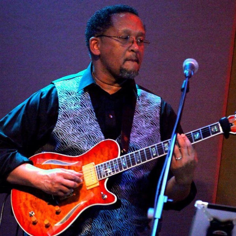 Brooks Gives Back tweet media