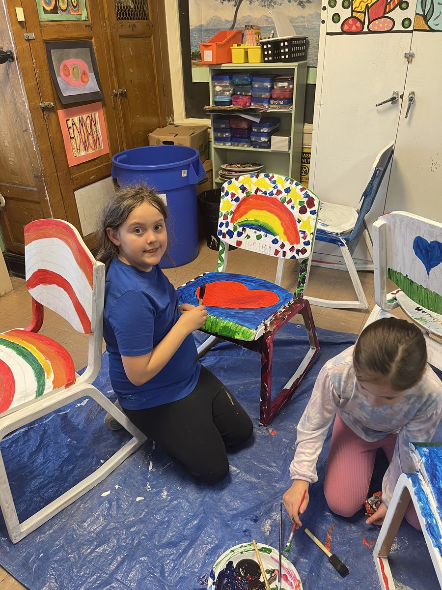 icsartsmart's tweet photo. More week five chair painting.  @mrsdangelo_ICS @@MsPICS2 @icschool_online https://t.co/1VgANhnQPd