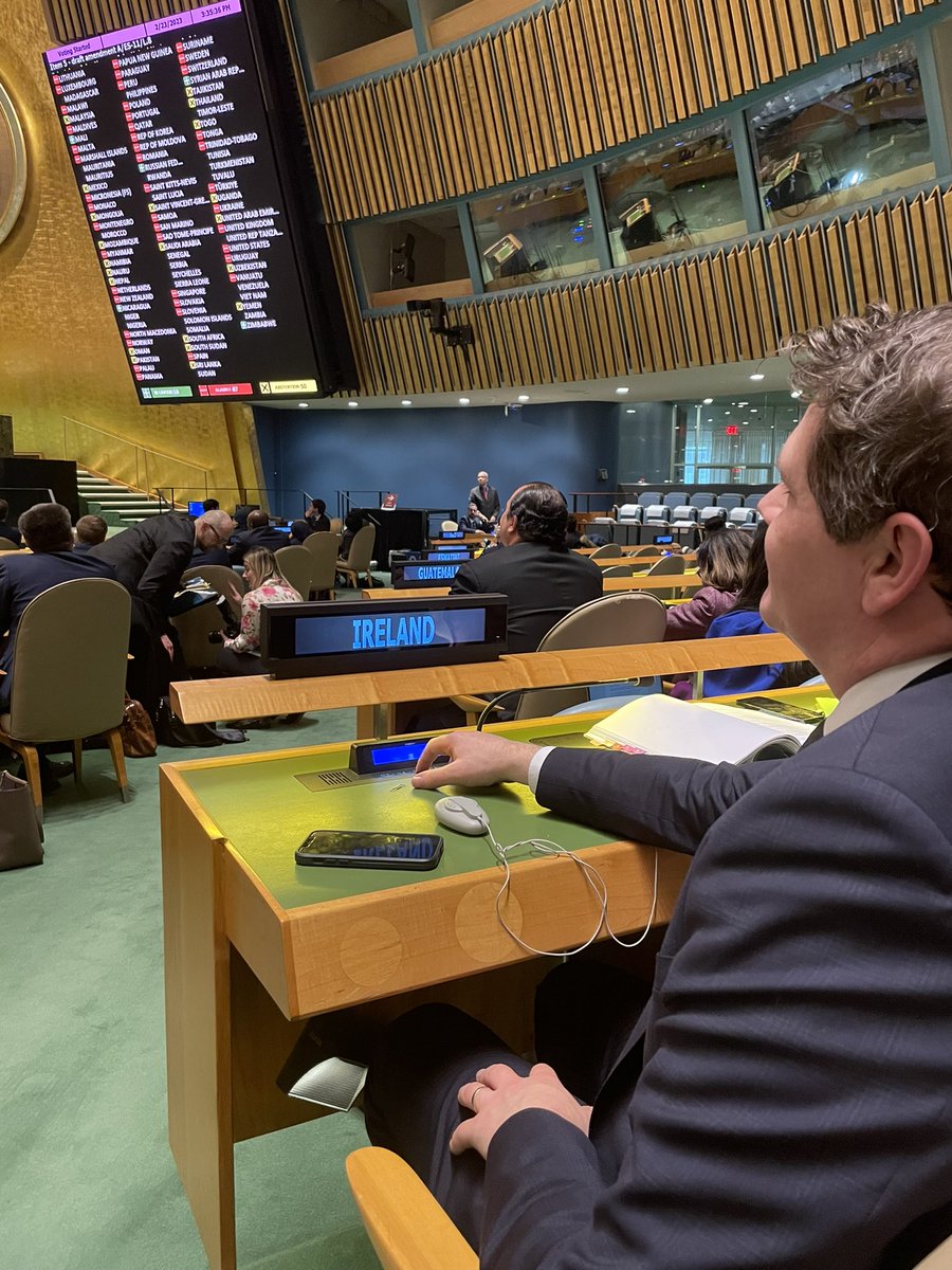 Glad to have placed Ireland’s vote for a comprehensive, just and lasting peace, in line with the principles of the Charter of the United Nations 🇮🇪 🇺🇦 🇺🇳