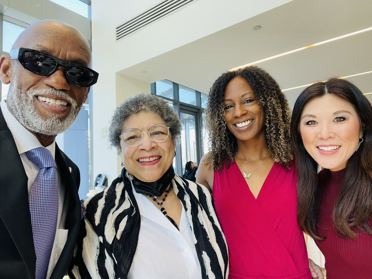 nydia_han's tweet photo. Our @6abc honorees exemplify resilience and representation in media. What a privilege to hear their stories and recognize these legends whose shoulders we all stand on. Congrats and π@lisathomaslaury @MsPattyJackson #lindamunich #garyshepherd #3rdfloormedia #BlackHistoryMonth https://t.co/DM2Tch5p0B