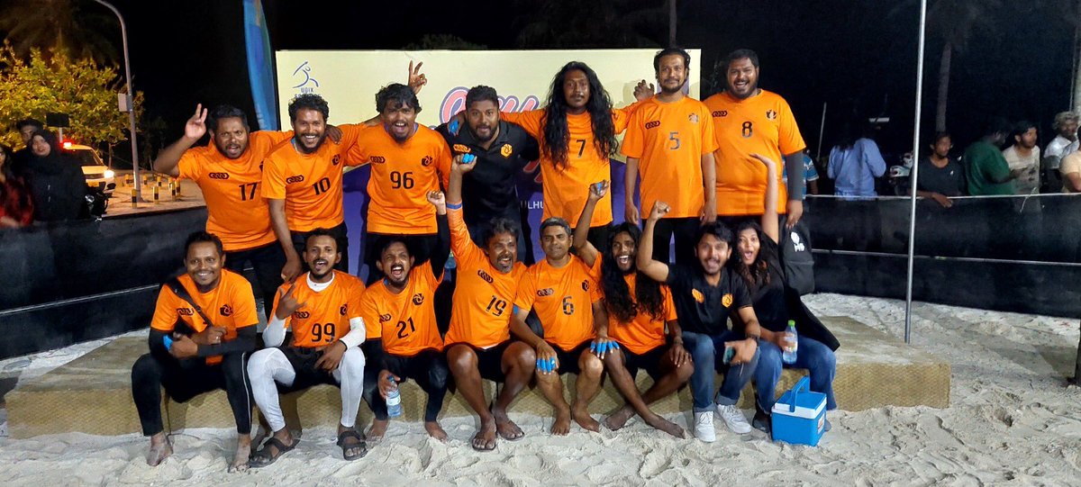 Fuelrecreation's tweet photo. An eventful night at Ruhgandu, Hulhumale, Team FSM won both men and women’s division dodgeball matches tonight at #FaigathalhaaFoari tournament. Congratulations, Murrath, and Minna on winning player of the matches! Mens: FSM 24, Khaarijee 22
Womens: FSM 33, Post 15 https://t.co/z33cP0Zhms