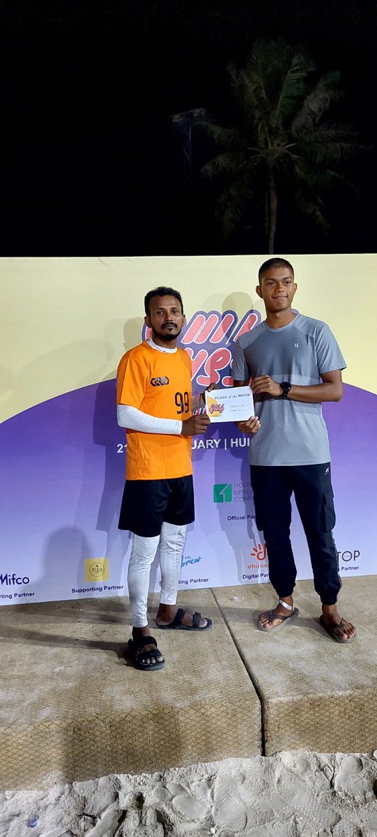 Fuelrecreation's tweet photo. An eventful night at Ruhgandu, Hulhumale, Team FSM won both men and women’s division dodgeball matches tonight at #FaigathalhaaFoari tournament. Congratulations, Murrath, and Minna on winning player of the matches! Mens: FSM 24, Khaarijee 22
Womens: FSM 33, Post 15 https://t.co/z33cP0Zhms