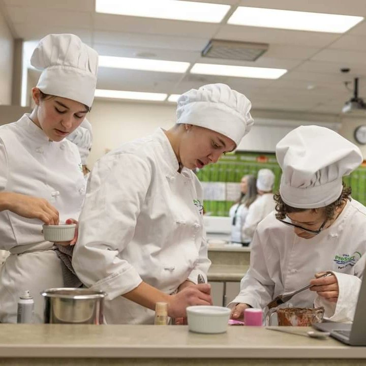 #ParkCitySchools Order up! Students in the Culinary Arts CTE track have been refining their skills for the upcoming Utah Prostart Cooking Competition, and creating flavorful foods along the way. Read this article for all the delicious details: tinyurl.com/2p9xdxv7