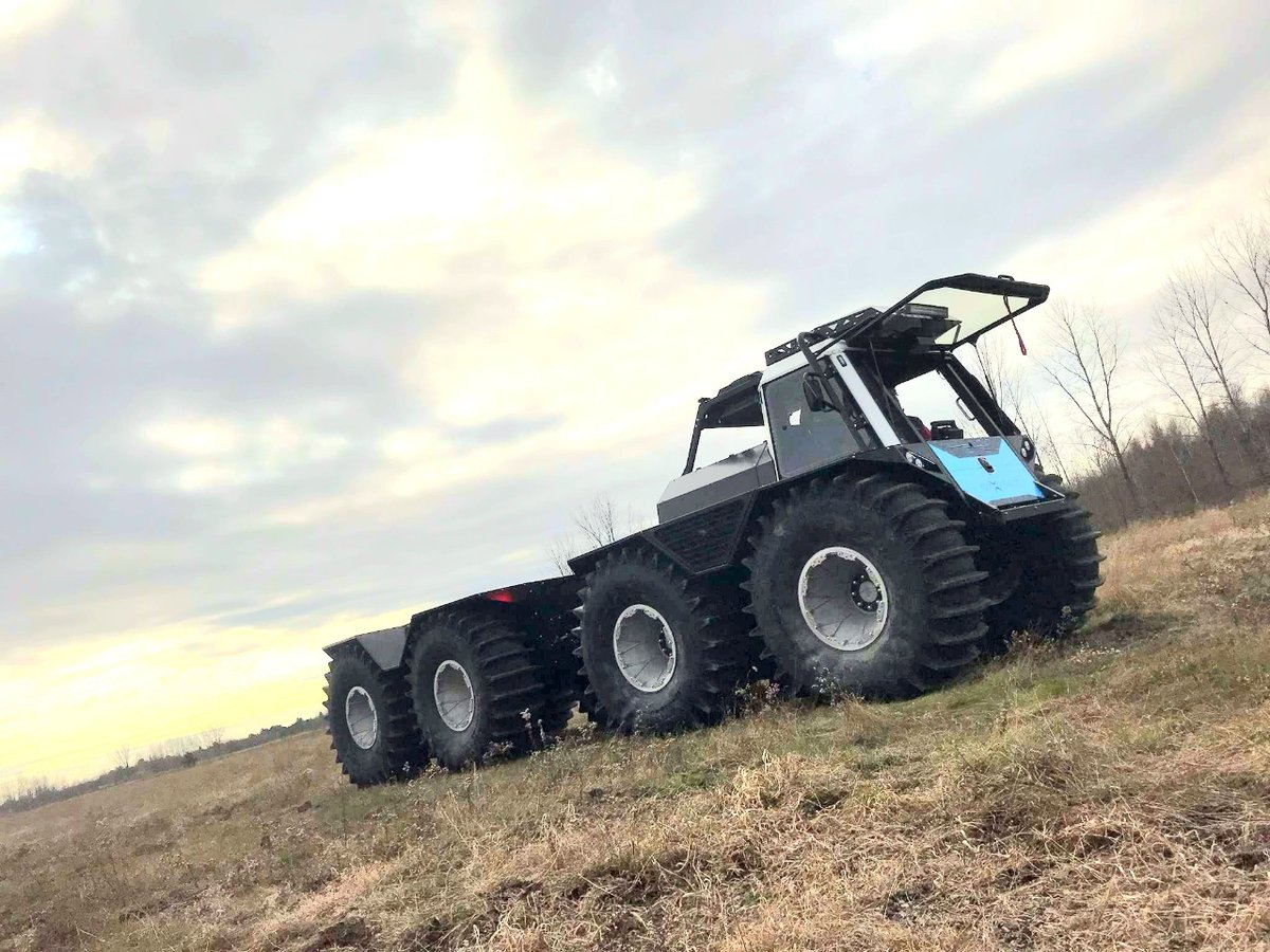 ruf_diamond's tweet photo. Introducing the Fat Truck 8X8.

Want to see more? Contact RufDiamond https://t.co/GQCGMyVKnu