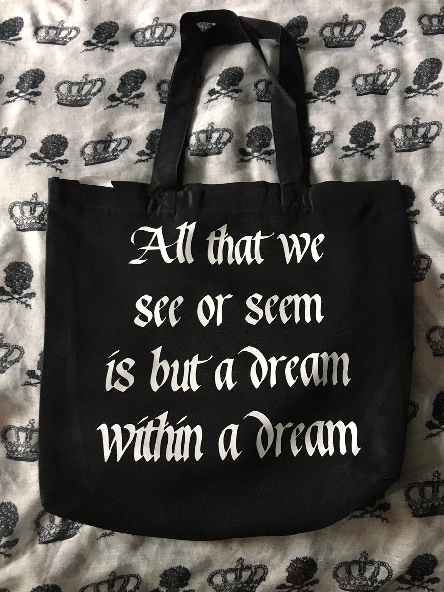bookishqueenart's tweet photo. $16 tote bags 🥰🖤🖤
These and more available in my shop (link in bio) #jasonvoorhees #fridaythe13th #campcrystallake #edgarallanpoe #dracula #beetlejuice #nevertrusttheliving #heartagram #goth #gothic #gothgirl #altgirl #horrorlover #horrortotes #horrorobsessed #horrorcommunity https://t.co/XN4JNi4flz