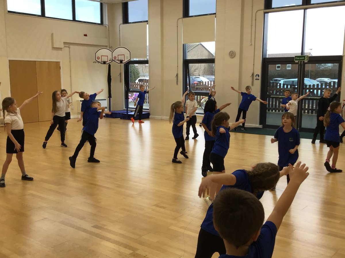 wla_y2's tweet photo. This week in Year 2 we enjoyed taking part in an African dance workshop as part of our project work. https://t.co/3P3ZZmdHyi