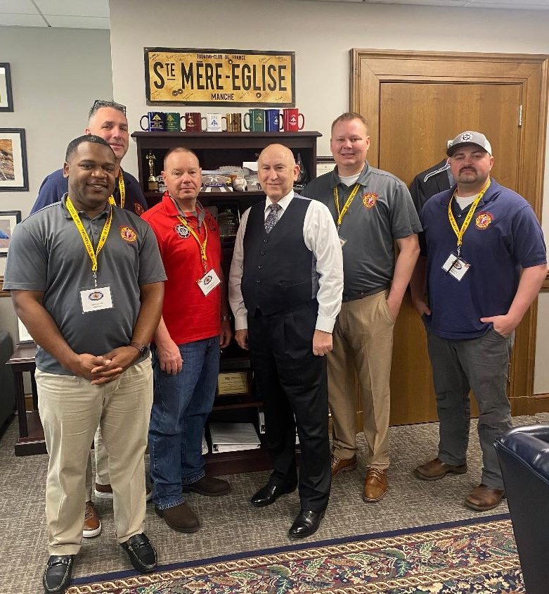 IAFFLocal65's tweet photo. Great day on the Hill with our East Tennessee legislators! Thanks for your support of firefighters across the great State of Tennessee.
#the303Project
@tpffa1 @IAFFofficial @MasseyForSenate @ElaineDavis @lowellrussell21 @SenatorBriggs https://t.co/JFYYcCm9ow