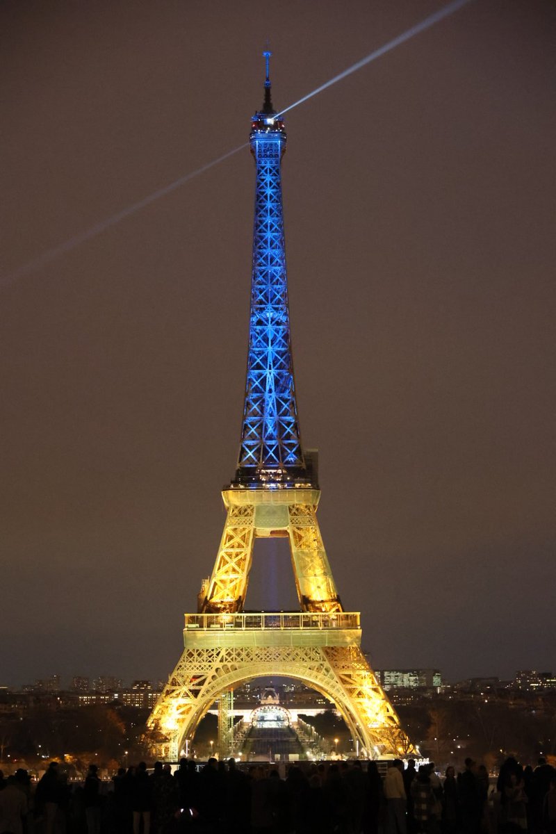 La Paris 💙 💛
#StandWithUkraine #CitiesWithUkraine