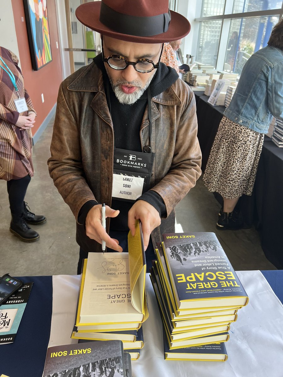 saket_soni's tweet photo. Next week I’ll be kicking off the next leg of my book tour for #TheGreatEscape! On Monday, Feb. 27th I’ll be visiting @PowellsBooks in Portland to speak with the incredible #EricWard. More info: https://t.co/RyvRSbmEvu https://t.co/3QFp6YyXQh