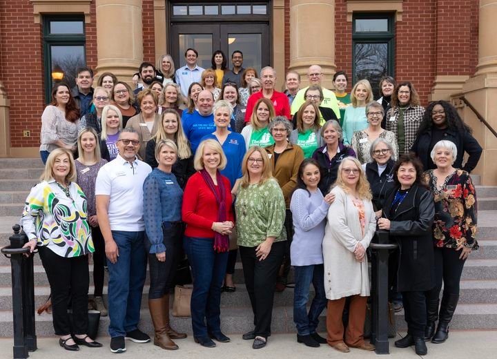 LibraryFoundSL's tweet image. The Library Foundation of Southlake is thrilled to have been named a beneficiary of this year&apos;s @ArtInTheSquare. Please mark your calendars to attend this amazing festival, April 28-30th!