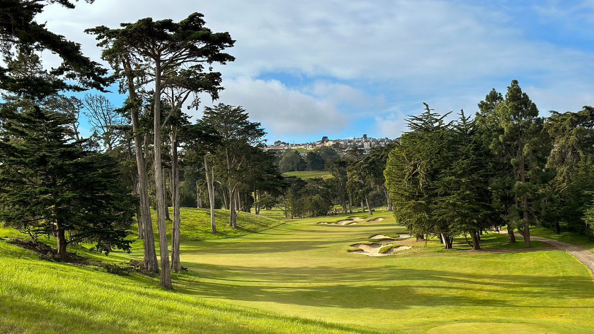ukgolfguy's tweet photo. I had my first round at Cal Club today and it goes straight in as one of my favourites. Excellent restoration by Kyle Phillips and the attention to detail @CalClimbingSoup talked me through as we went around was fantastic. The ground was firm and fast, it was like being at home! https://t.co/sXX4BaE08x