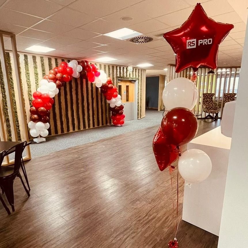 RSOnlineSA's tweet photo. Happy 7th Birthday to RS Pro! Our private label brand ensuring value & efficiency. Make it the smart choice for your industrial environment - https://t.co/n1p0hcNjkX #EngineersChoice #RSPro https://t.co/1kRO6SwzDf