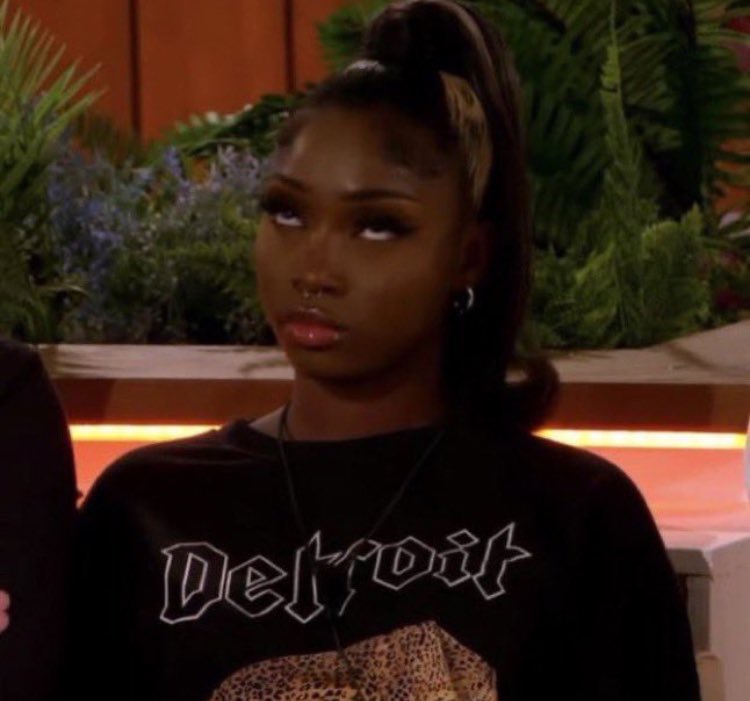 user_m01's tweet photo. Why is Tanya trying to make the situation worse get her out man #loveisland https://t.co/ZBNJNK6yUy