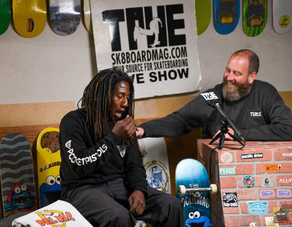 Aloha by Mojis tweet media