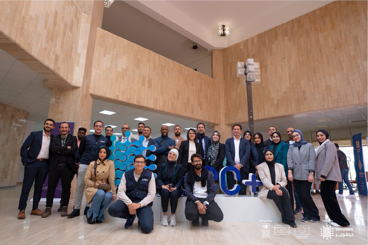 TatweerResearch's tweet photo. صور الحدث التعريفي ببرنامج Tec+ في #بنغازي، والذي ضمّ روّاد أعمال وأصحاب شركات ناشئة والعديد من الخبراء والمهتمين؛ بالإضافة إلى نشاطات متنوعة.
المحطة التالية: سبها ✈️
بدعم من @UNDPLibya و @EUinLibya
#TECPlus #TecRoadshow #TatweerResearch #UNDP #EU https://t.co/kdHMsENzdx