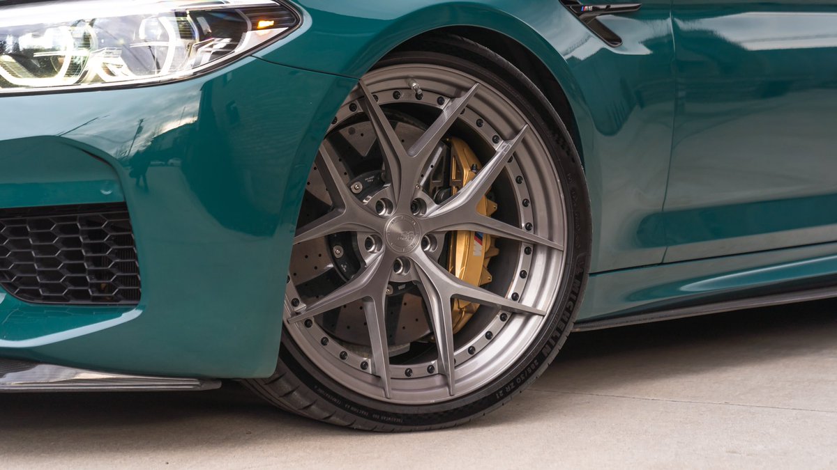 BCForgedNA's tweet photo. BMW F90 M5 Competition • HCS21S • Brushed grey center • Brushed grey lip • Black hardware • Available 18"-23" diameter • Email:sales@bcforged-na.com • @_whatsyourforte photos by @kjoemedia • #bcforgedna #bcforged #bmw #f90 #m5 #bmwf90 #bmwm5 https://t.co/Zk6dP3d0Bi