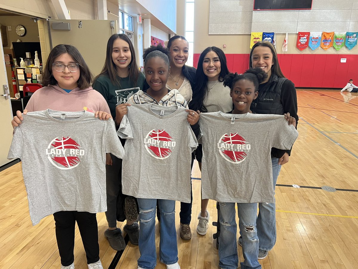 LadyRedBasketb3's tweet photo. Checkout our water girls for tonight’s game from @MacarthurElem Join us tonight for our game! JV tips at 4:00, C team at 5:15ish, and Varsity @ 6:00!!! LadyRed❤️🏀 #Humble #Hungry #GISE #Be11 https://t.co/OpKkAPAdi7