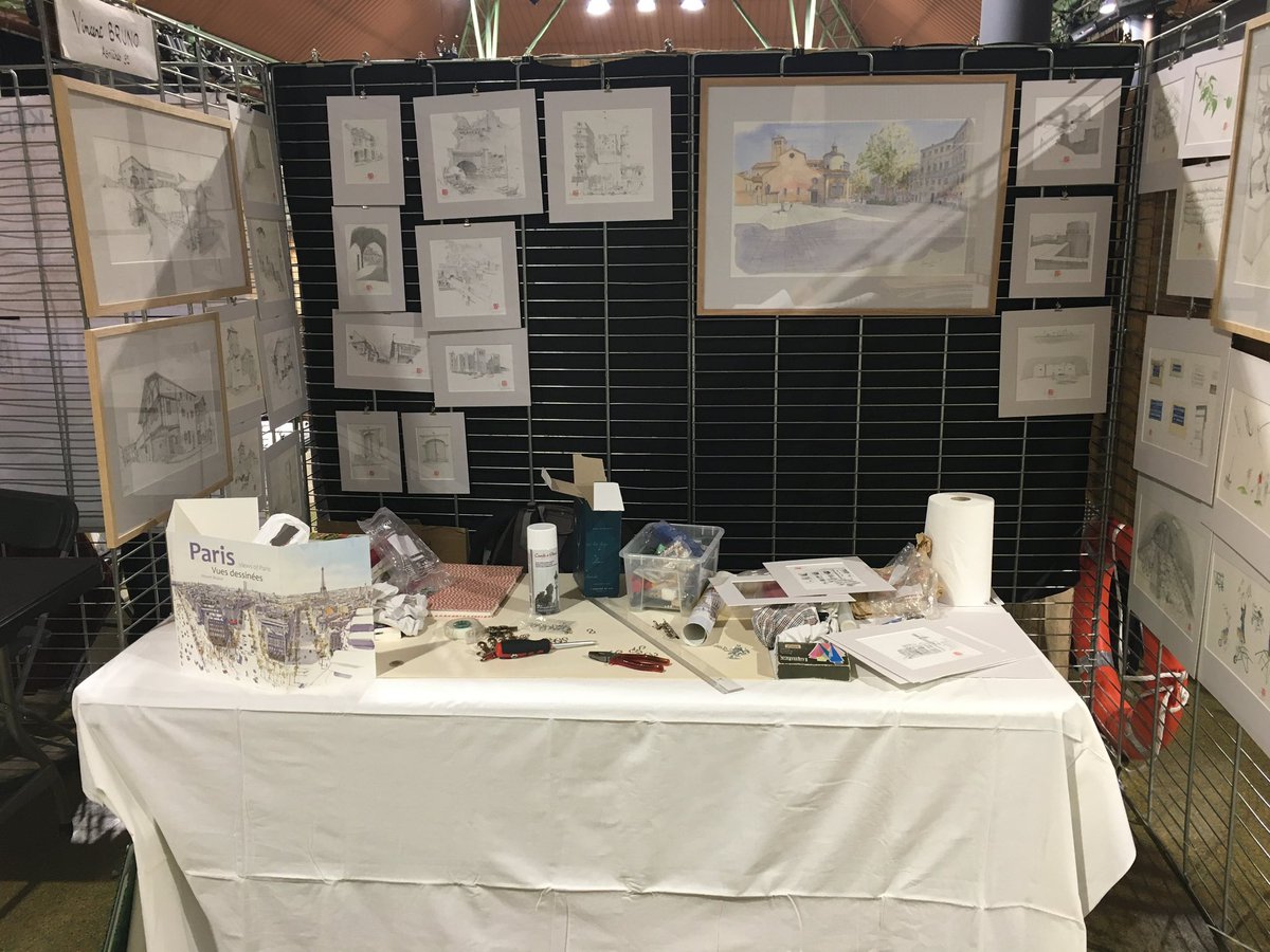 VincentBrunot's tweet photo. J'ai le plaisir de faire partie des carnettistes du #SalonInternationalCarnetsDeVoyageEnProvence 
Des livres, des cartes postales, des dessins et le plaisir de pouvoir rencontrer des amateurs de dessins.
Du ven 24 au dim 26 février
#LaManufacture 8/10 rue des Allumettes à #Aix. https://t.co/OOp3UhlWJh